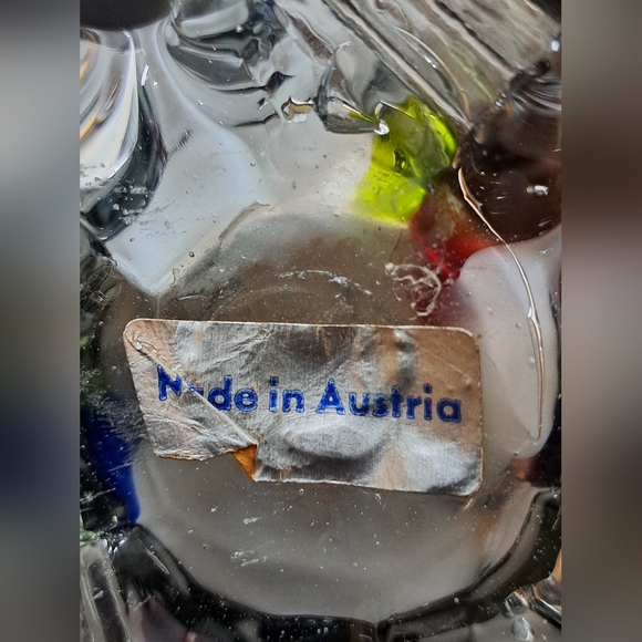 Beautiful Glass Vintage Austrian Posy Basket.  Gorgeous Gift. - Picture 9 of 10